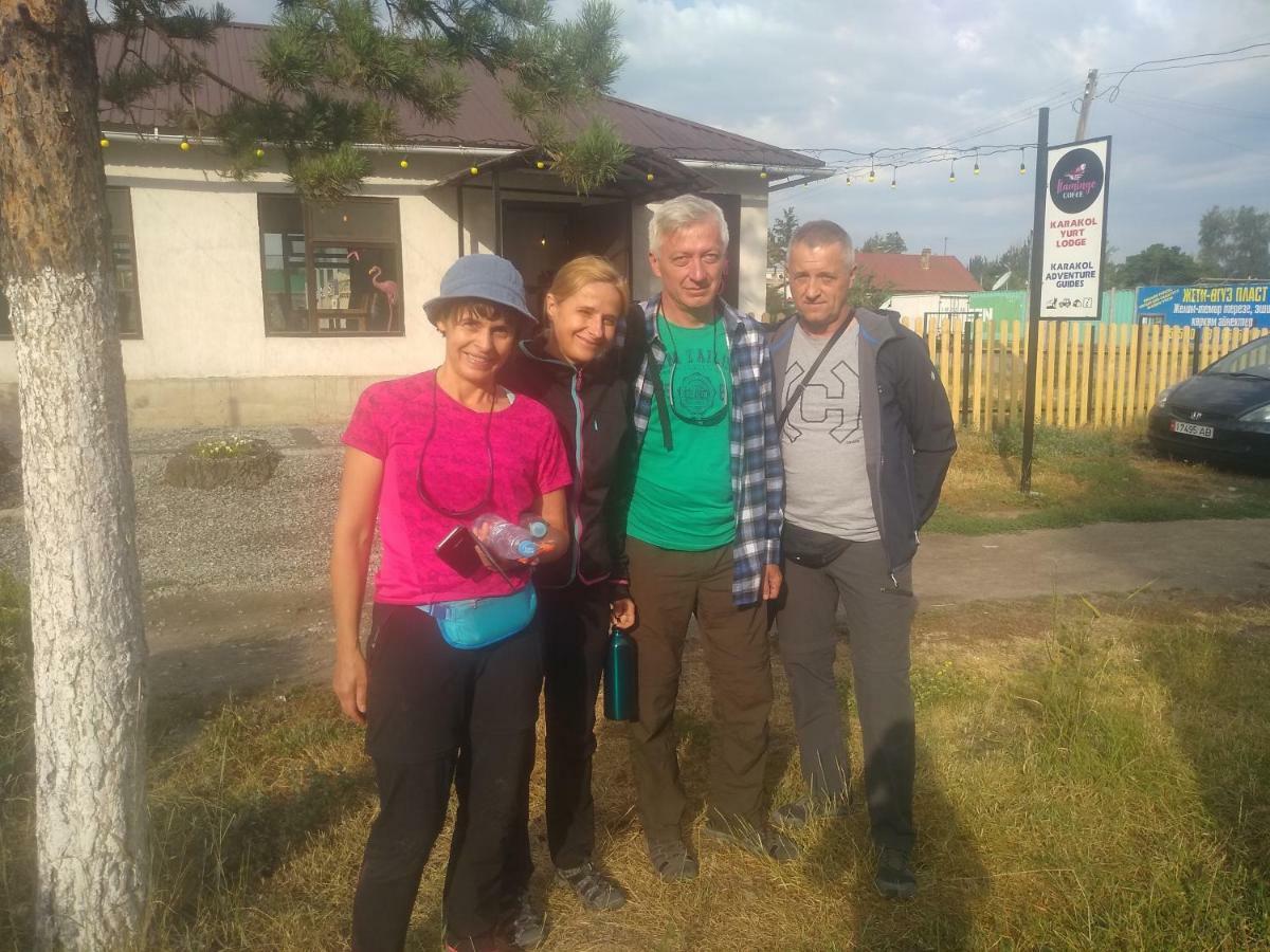 Tuenduek Guest House, Karakol Bagian luar foto